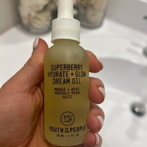 Youth to the People Superberry Hydrate and Glow Dream Oil